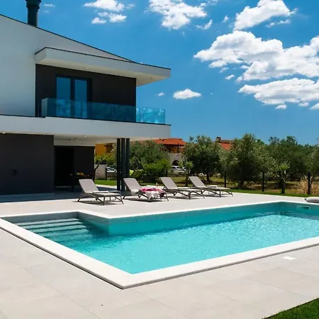 Modern And Stylish In * Vodnjan