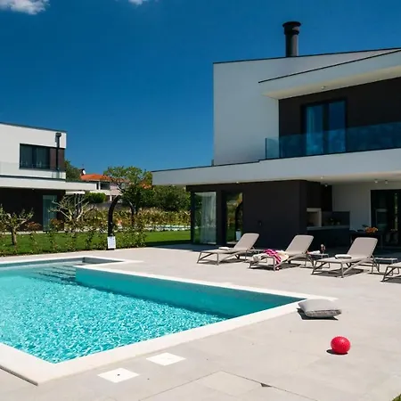 Modern And Stylish In * Vodnjan