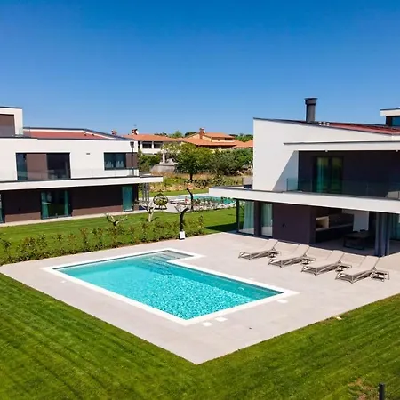 Modern And Stylish In Villa Vodnjan