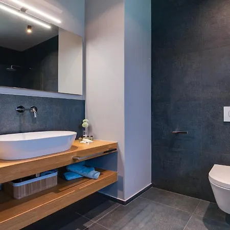 Modern And Stylish In Villa *
