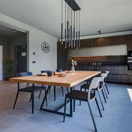 Modern And Stylish In